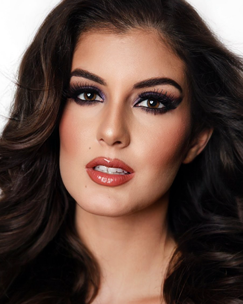 Miss Earth Cuba Sheyla Ravelo