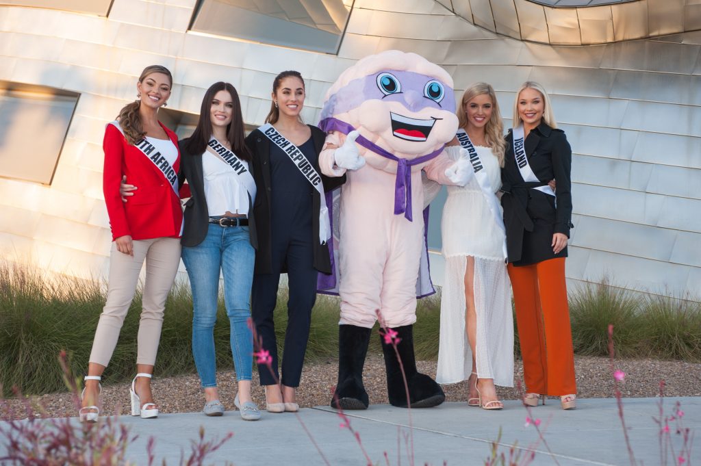 Miss Universe 2017: Lou Ruvo Center For Brain Health - Missosology